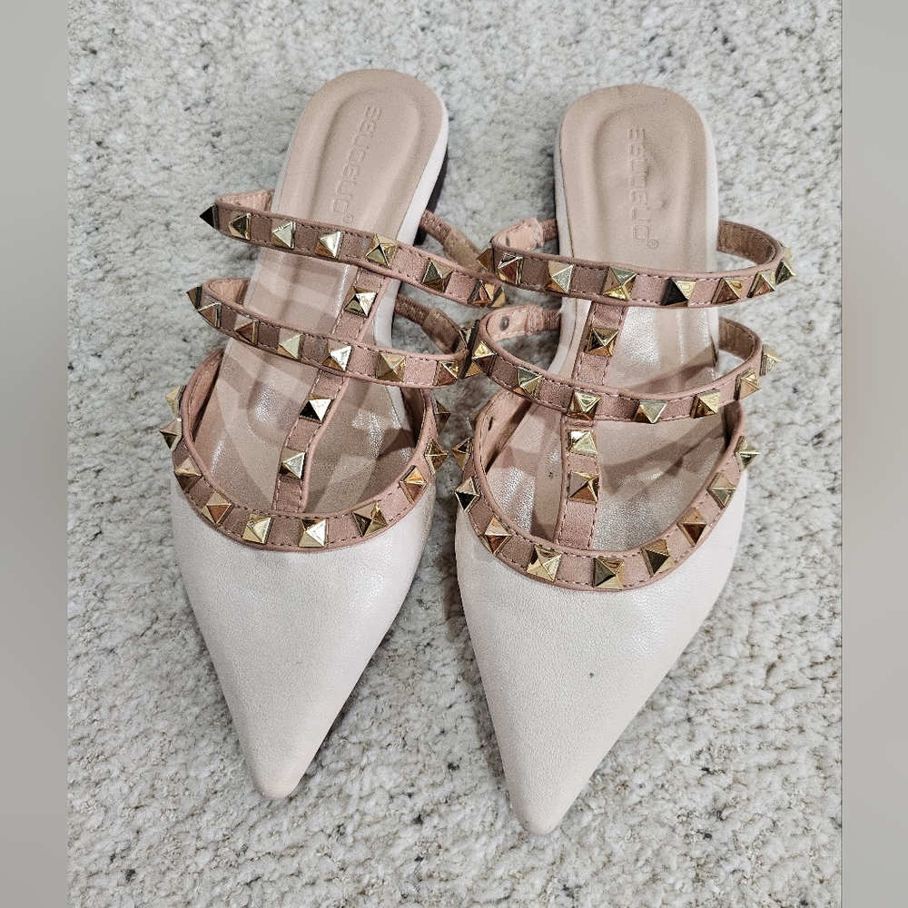 Studded Cream/Beige Flats